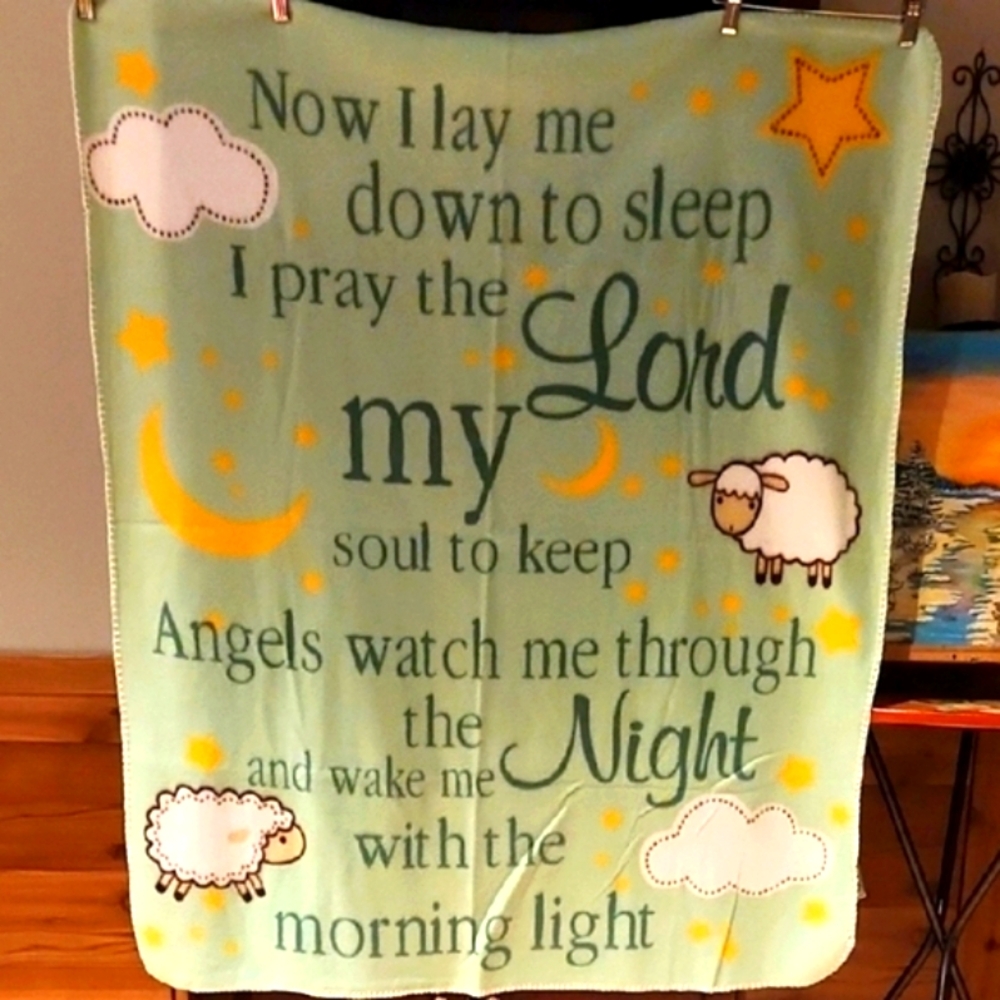 BABY Green and White Throw Blanket with Star and Cloud Motifs NEW